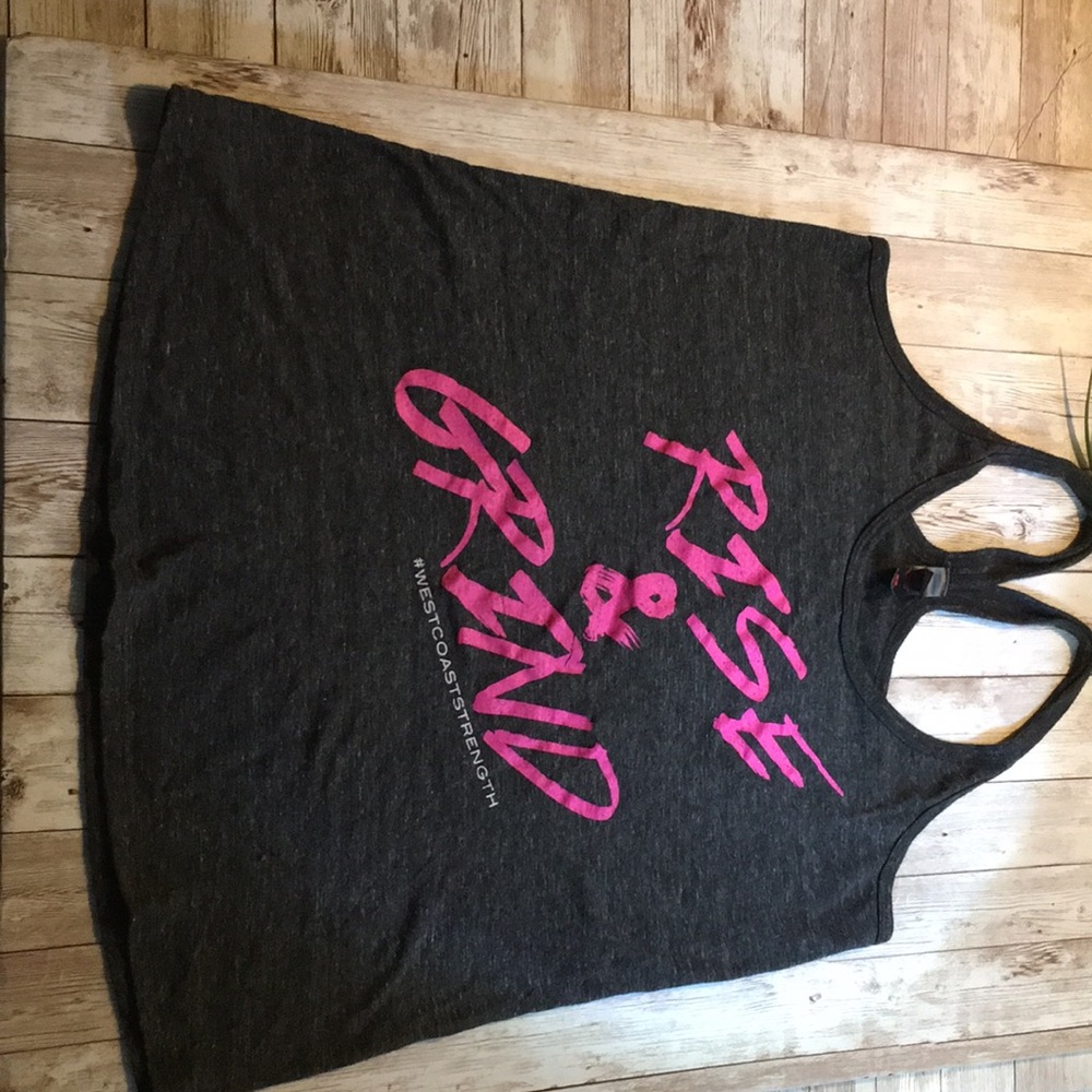 Tank top district size s rise and grind